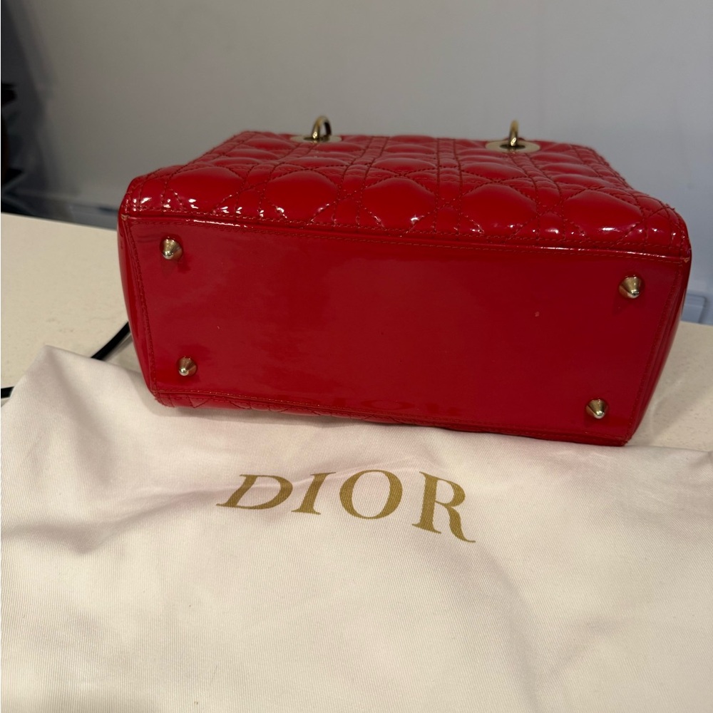 Dior Red Quilted Medium bag - Picture 2 of 11